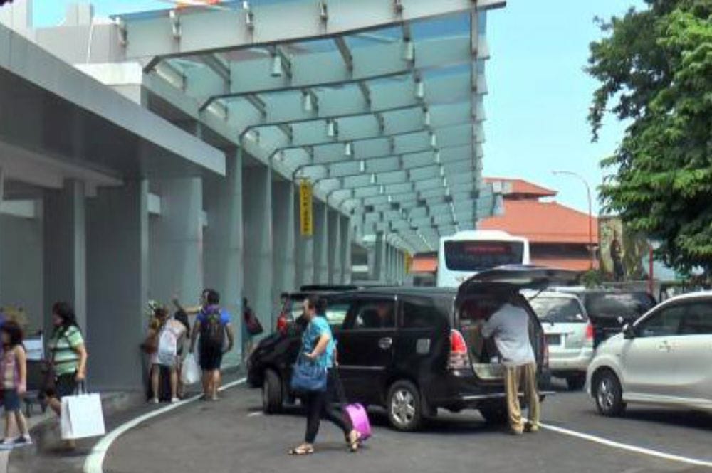 Airport Car Rental in Bali