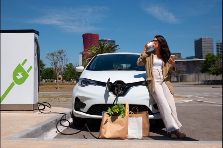renting-electric-cars-in-bali